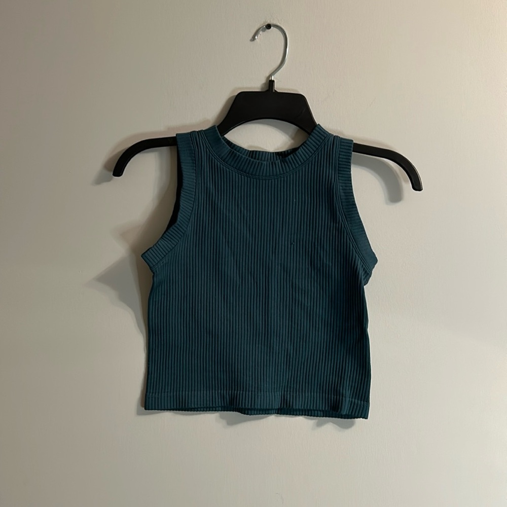 Small crop top